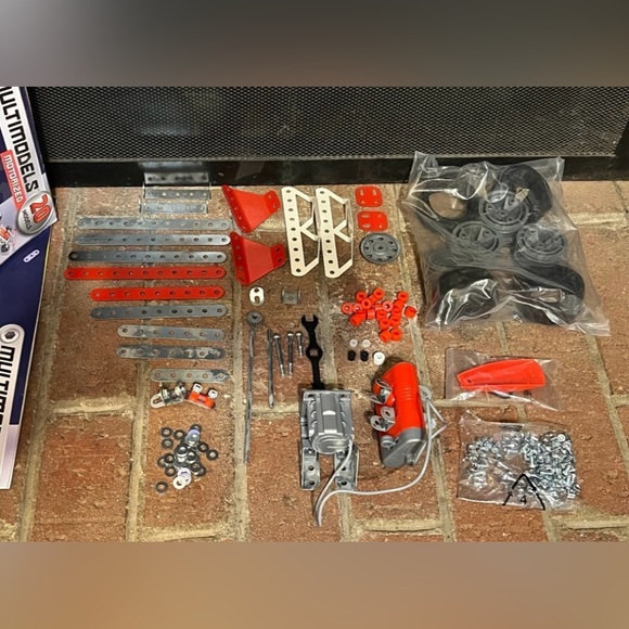 Erector Building Set - Picture 2 of 6